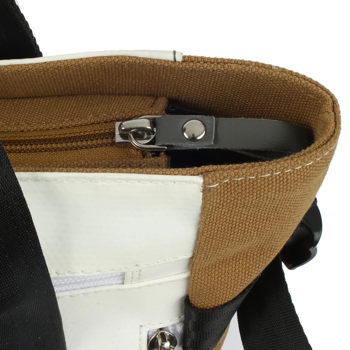 Rucksack Mendo - junglegreen-white