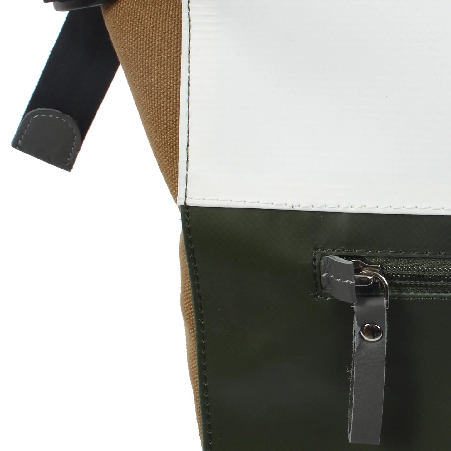 Rucksack Mendo - junglegreen-white