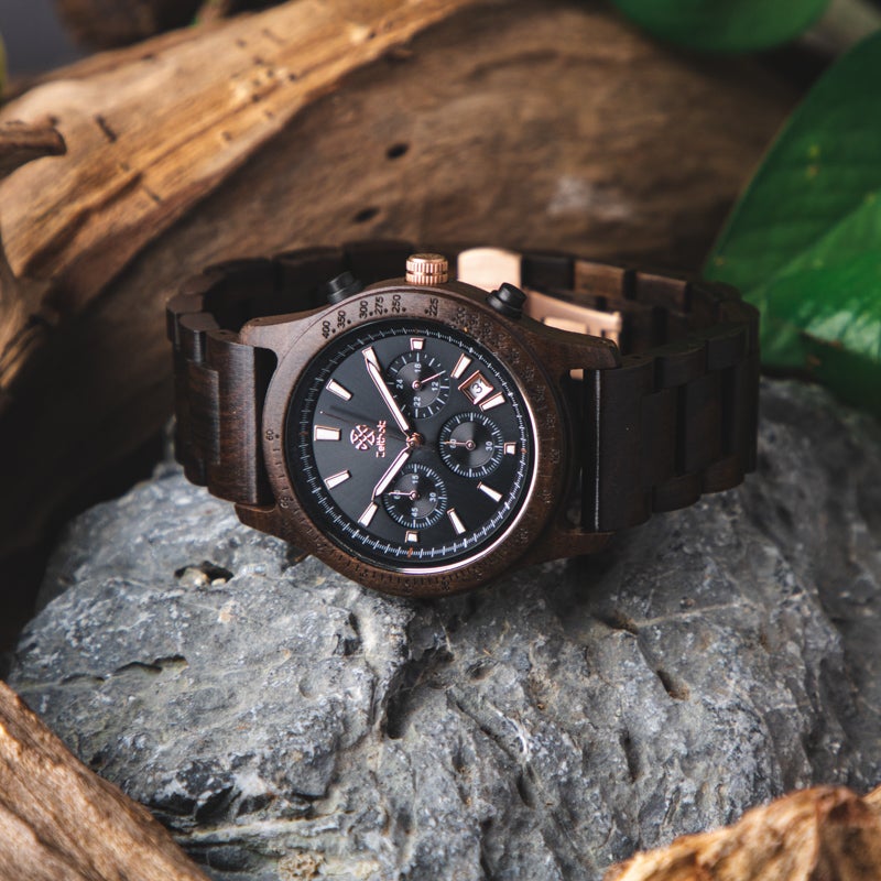 Holzarmbanduhr Chronograph Bergen schwarz - Sandelholz