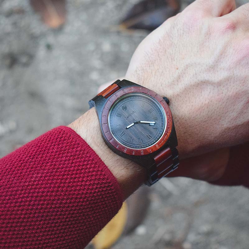 Wooden wristwatch Zittau red-black - sandalwood