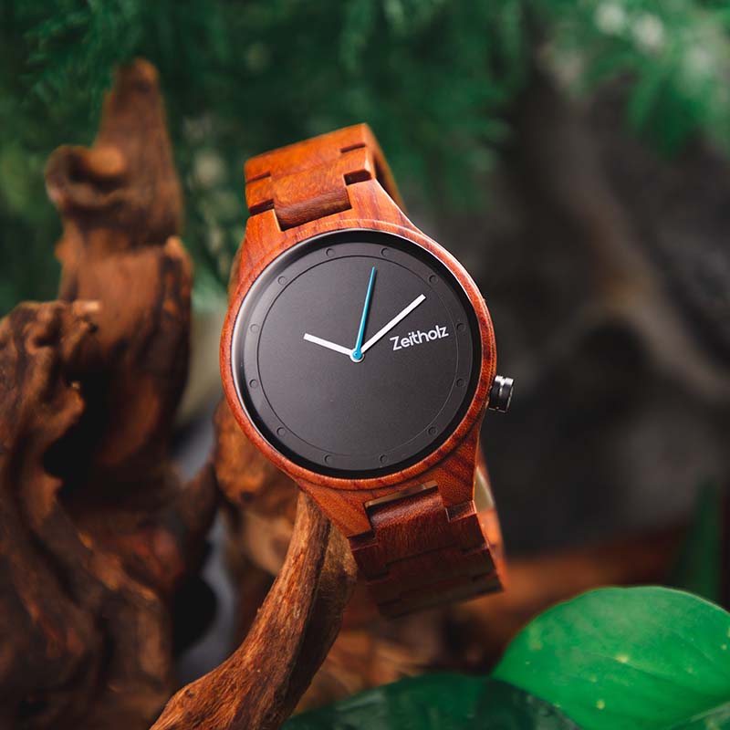 Wooden wristwatch Stolpen 42mm - sandalwood