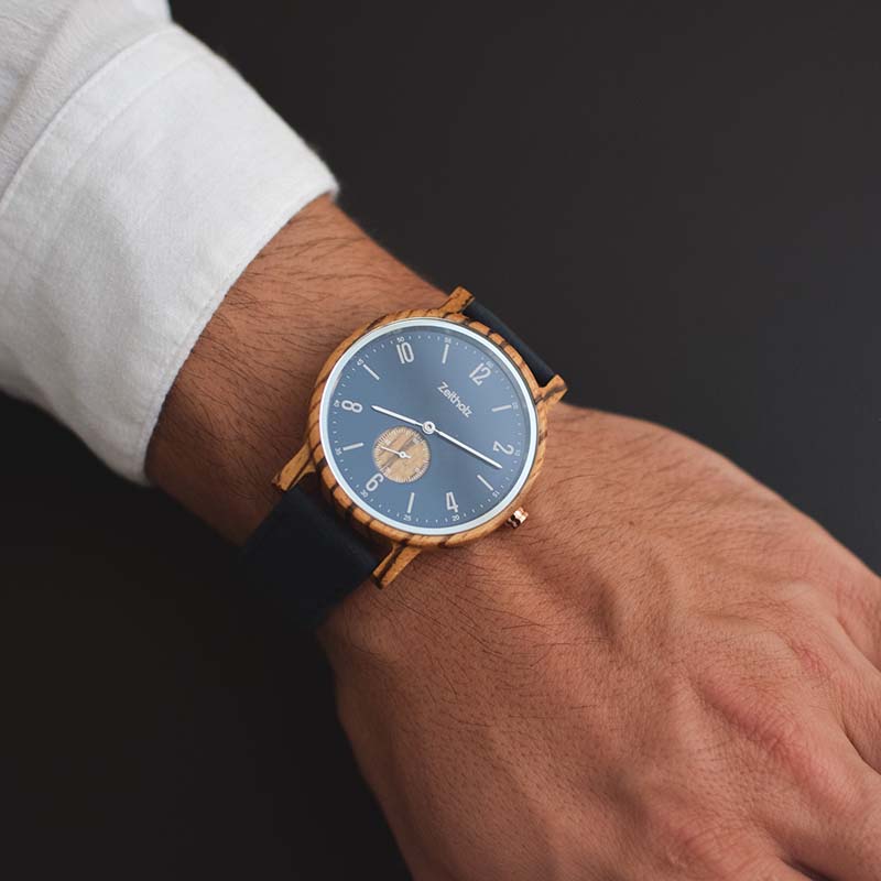 Wooden wristwatch Amtberg blue - Zebrano
