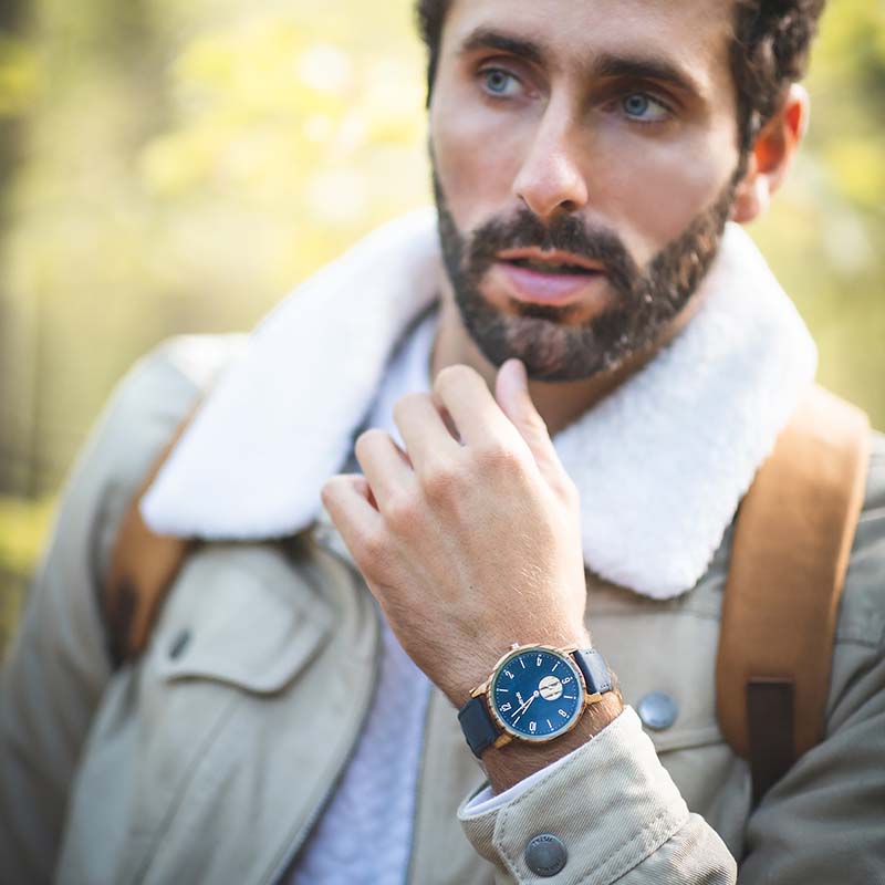 Wooden wristwatch Amtberg blue - Zebrano