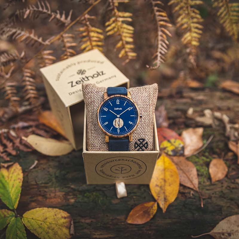 Wooden wristwatch Amtberg blue - Zebrano