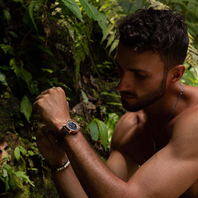 Wooden wristwatch Eibenstock - Zebrano