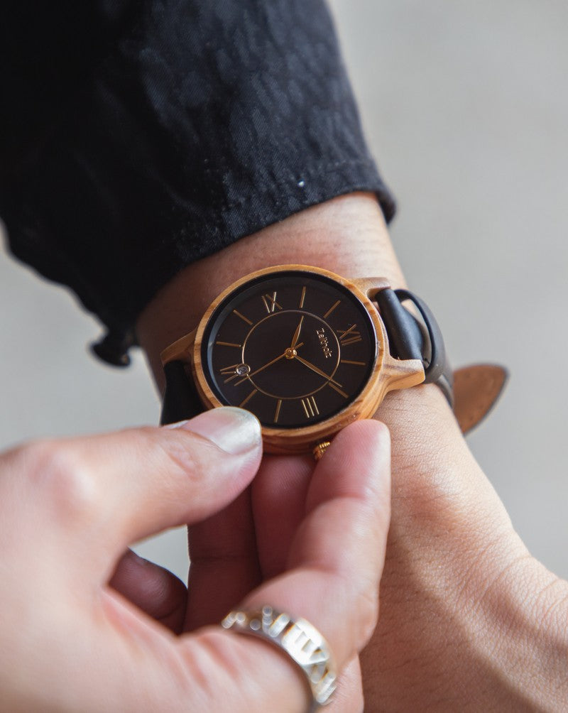Wooden wristwatch Rosenbach black - olive wood