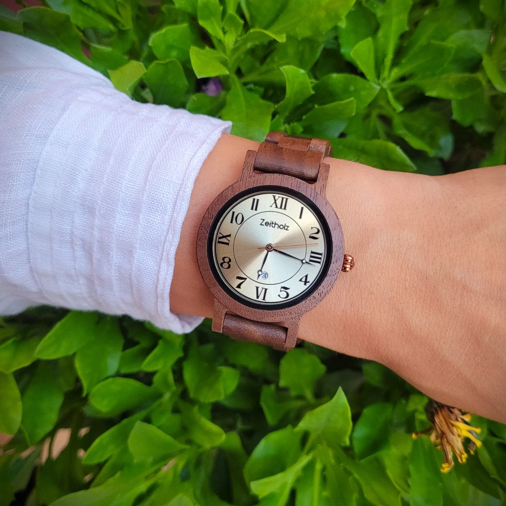 Reloj de pulsera de madera Wolkenstein - nogal