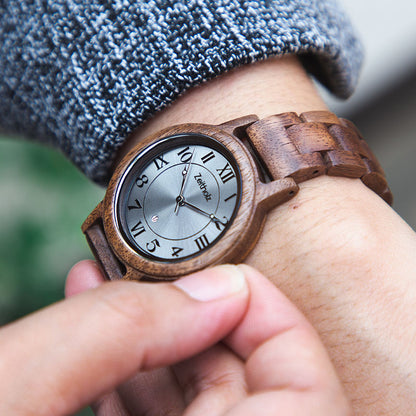 Reloj de pulsera de madera Wolkenstein - nogal