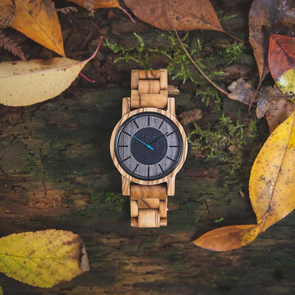 Reloj de pulsera solar de madera Sonnenberg - madera de olivo