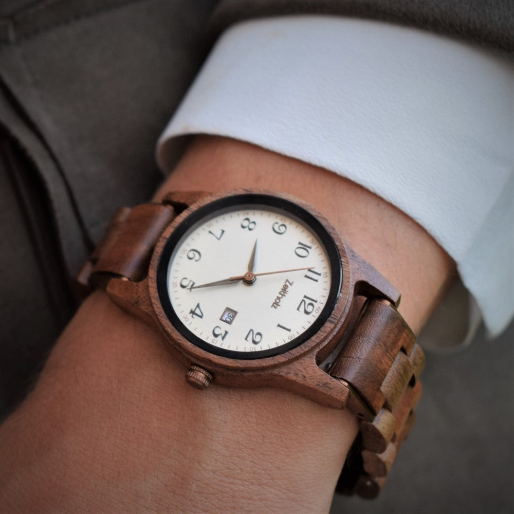 Wooden wristwatch Leuben - acacia